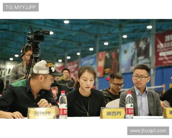 深圳羽毛球队耐力对比深度解析与训练策略探讨 深圳羽毛球队耐力对比深度解析与训练策略探讨