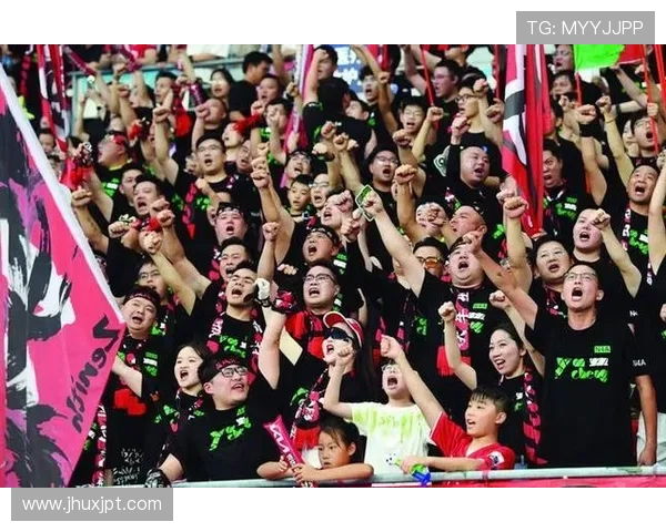 足球明星挑战普通话表达展现语言魅力与文化交流的精彩瞬间