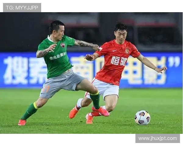 广州足球队灵活性对比分析揭示战术优势与挑战